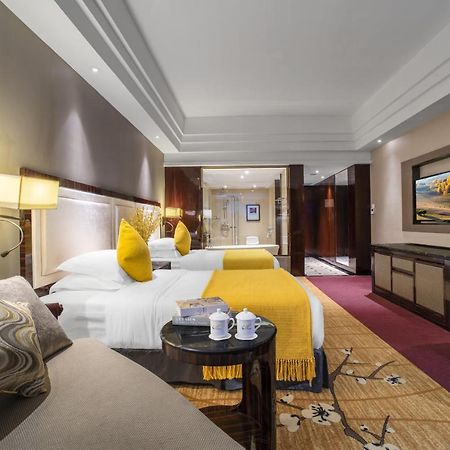 Country Garden Phoenix Hotel Kaiping Дзянмън Екстериор снимка