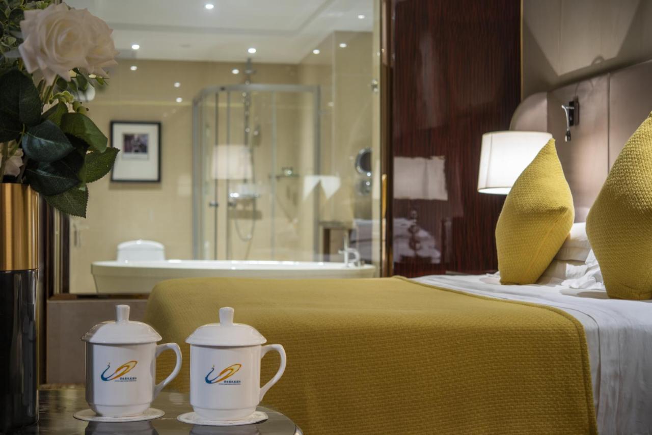 Country Garden Phoenix Hotel Kaiping Дзянмън Екстериор снимка