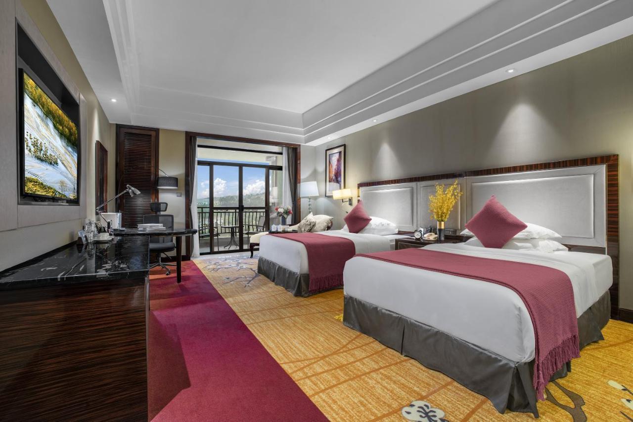 Country Garden Phoenix Hotel Kaiping Дзянмън Екстериор снимка