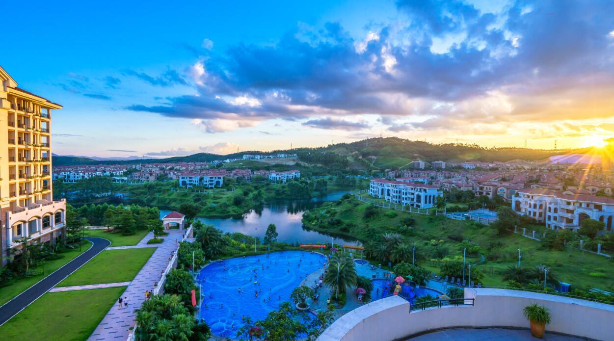Country Garden Phoenix Hotel Kaiping Дзянмън Екстериор снимка