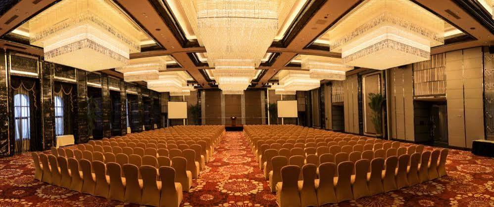 Country Garden Phoenix Hotel Kaiping Дзянмън Екстериор снимка